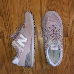 New balance pink lifestyle shoes